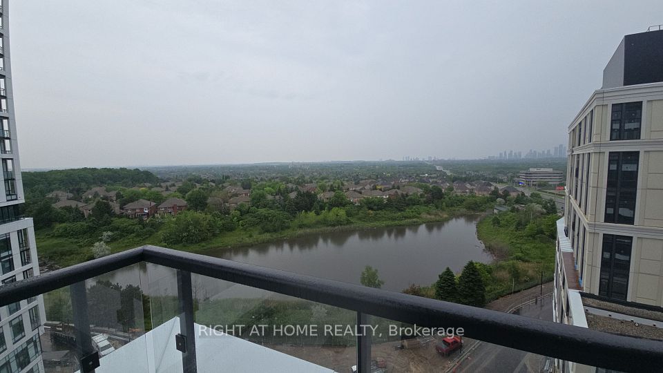 2485 Eglinton