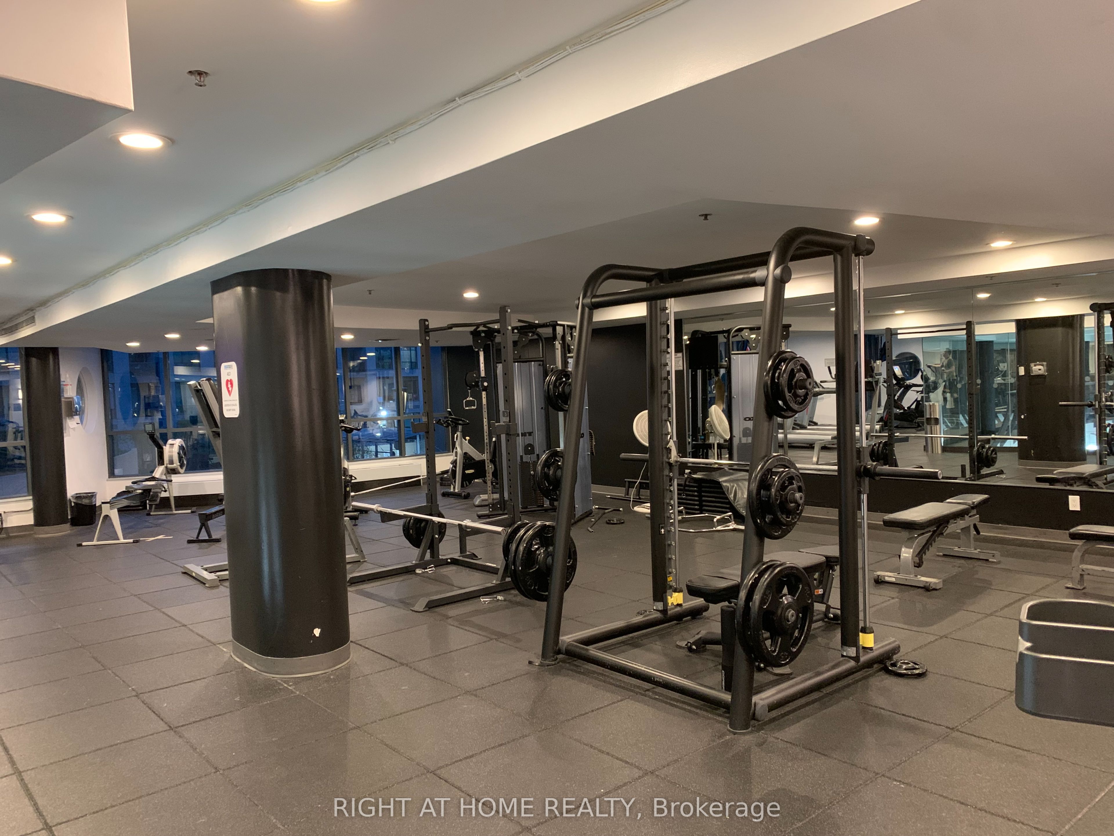 231 Fort York Boulevard, #1011