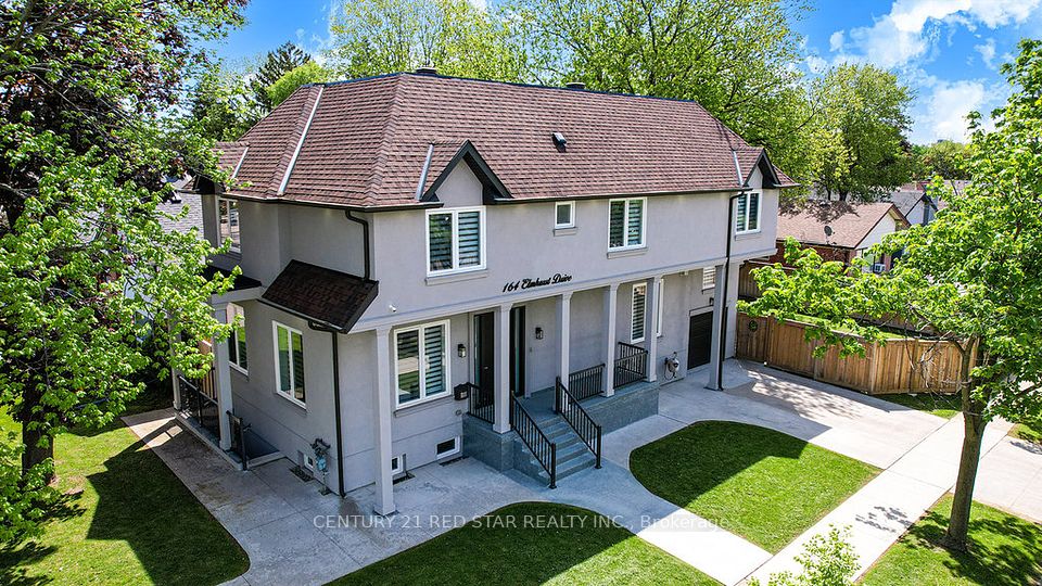 164 Elmhurst
