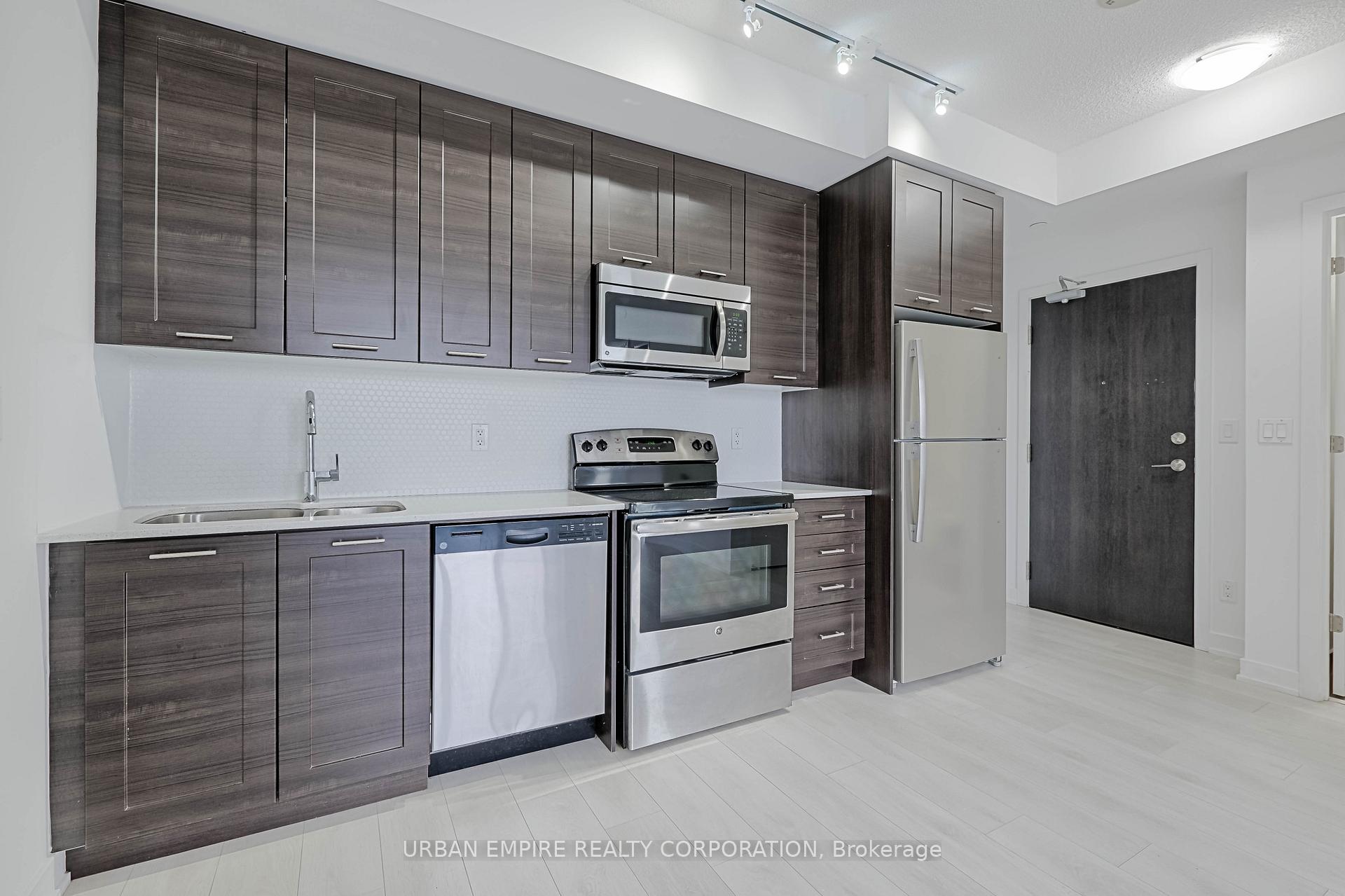 1 Bedroom Condo at 50 Bruyeres, Toronto For sale
