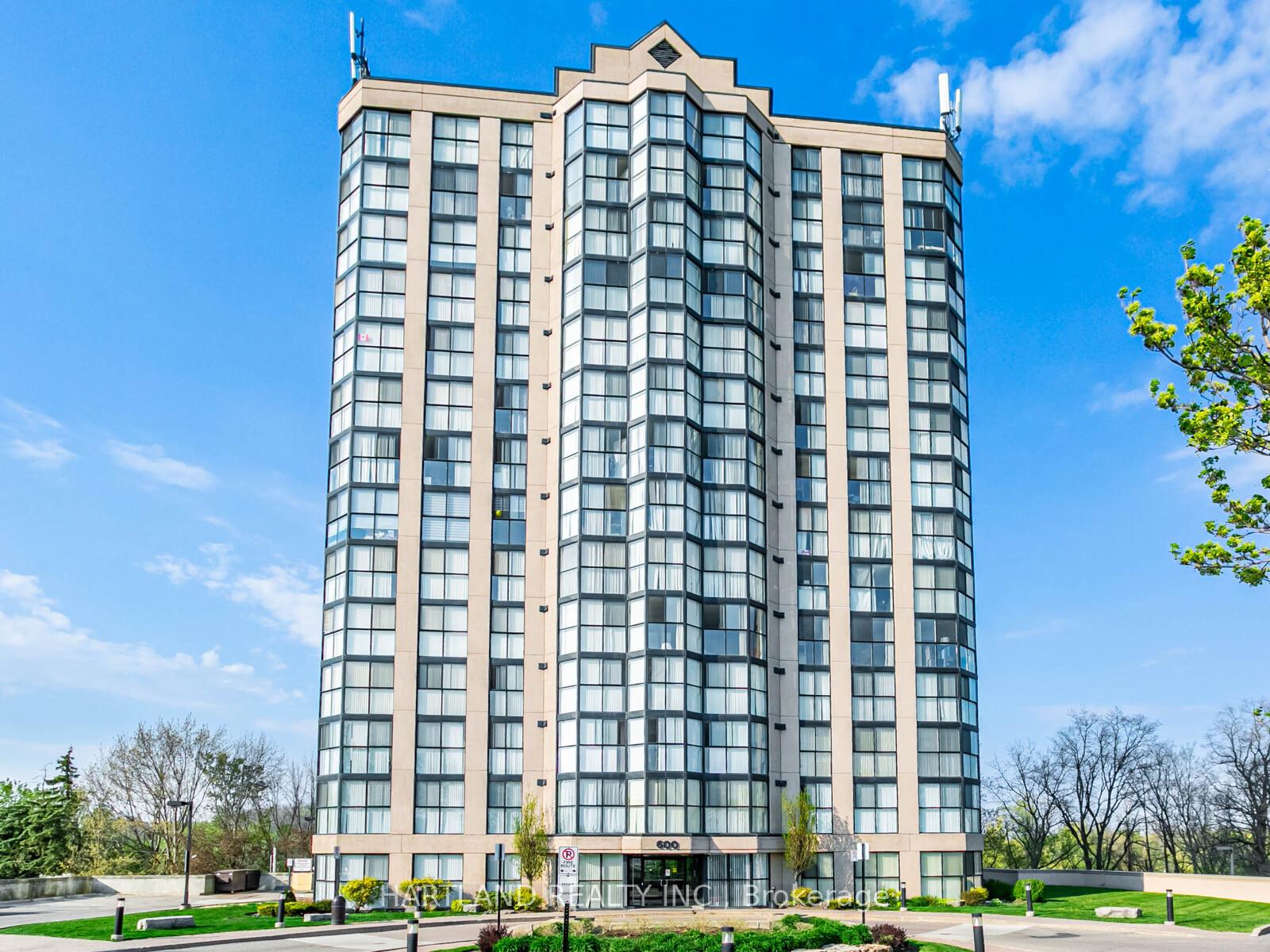 2 Bedrooms Condo at 600 Rexdale, Toronto For sale