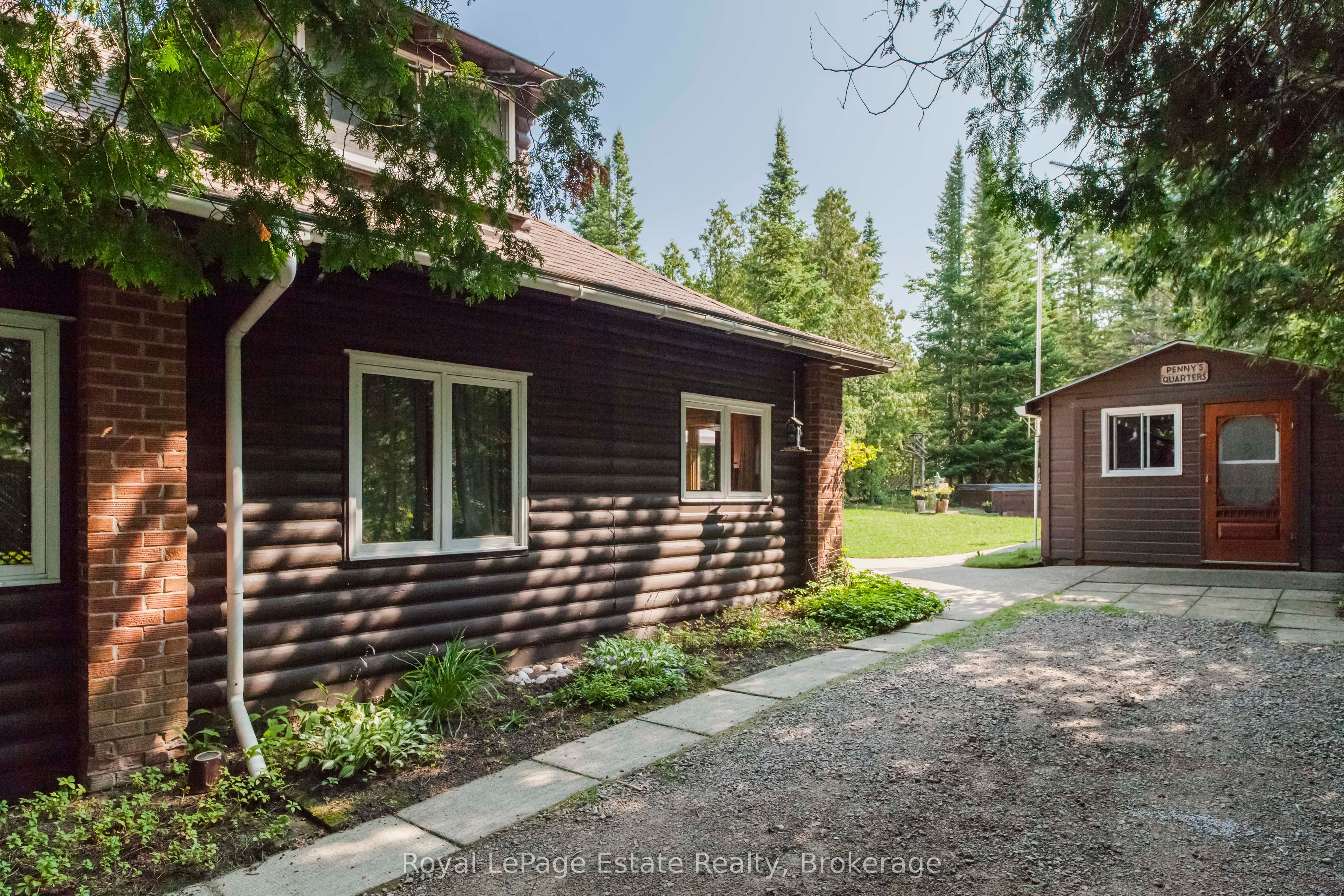537 Second Avenue, South Bruce Peninsula, ON N0H 2G0