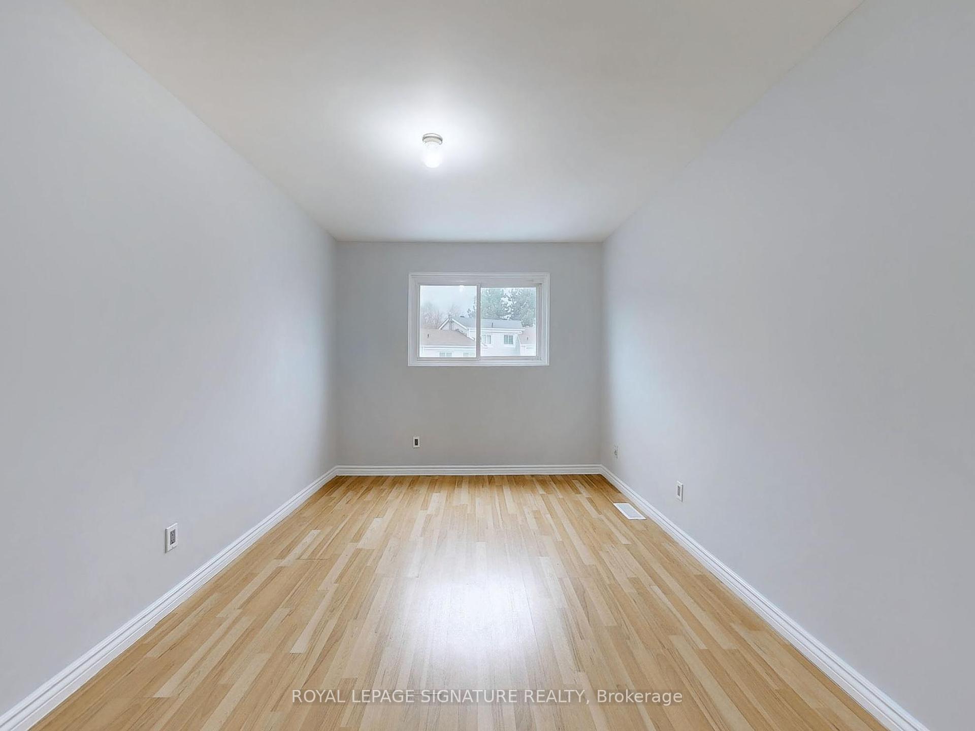4 Bedrooms Condo at 400 Mississauga Valley,  Mississauga For sale