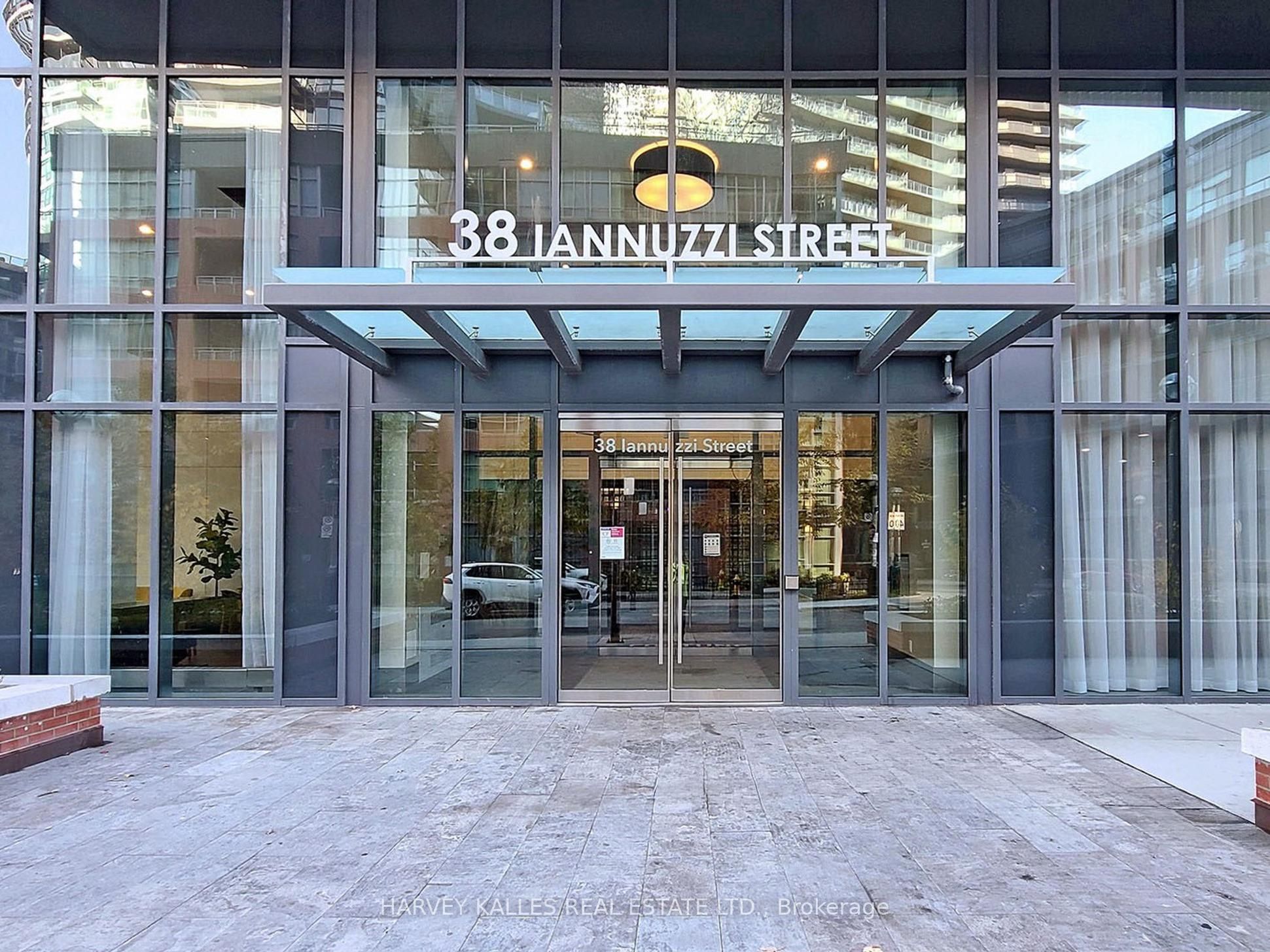 38 Iannuzzi Street, #304