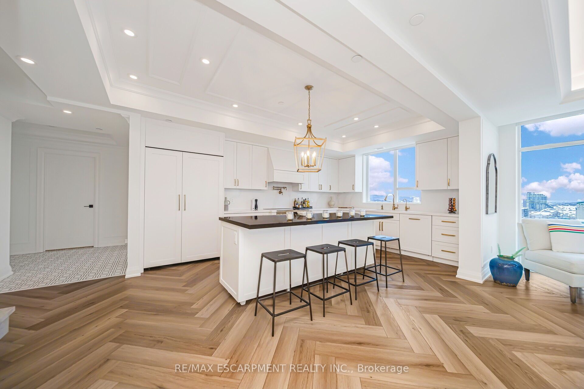 16 Concord Place, #905