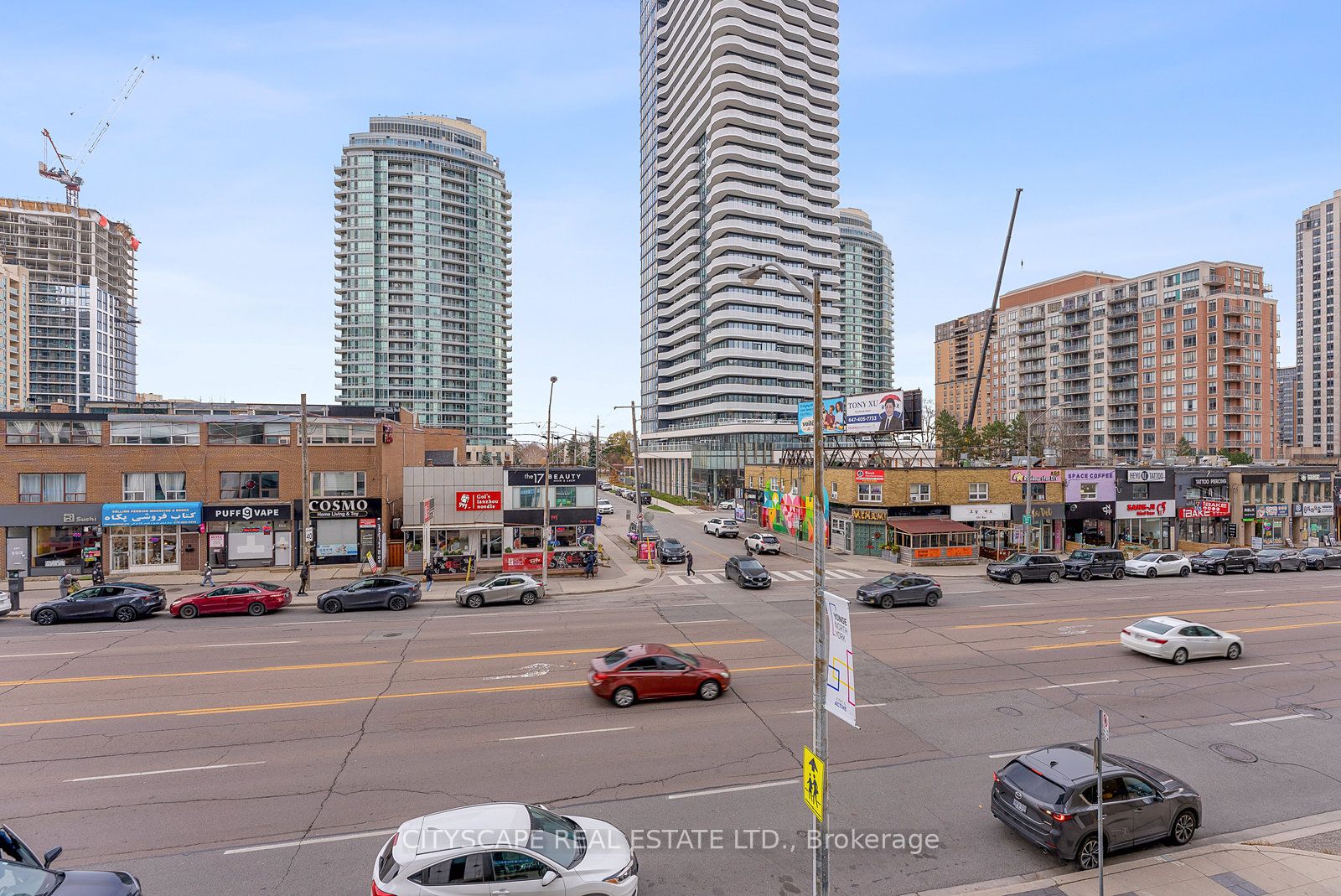 5500 Yonge Street, #202