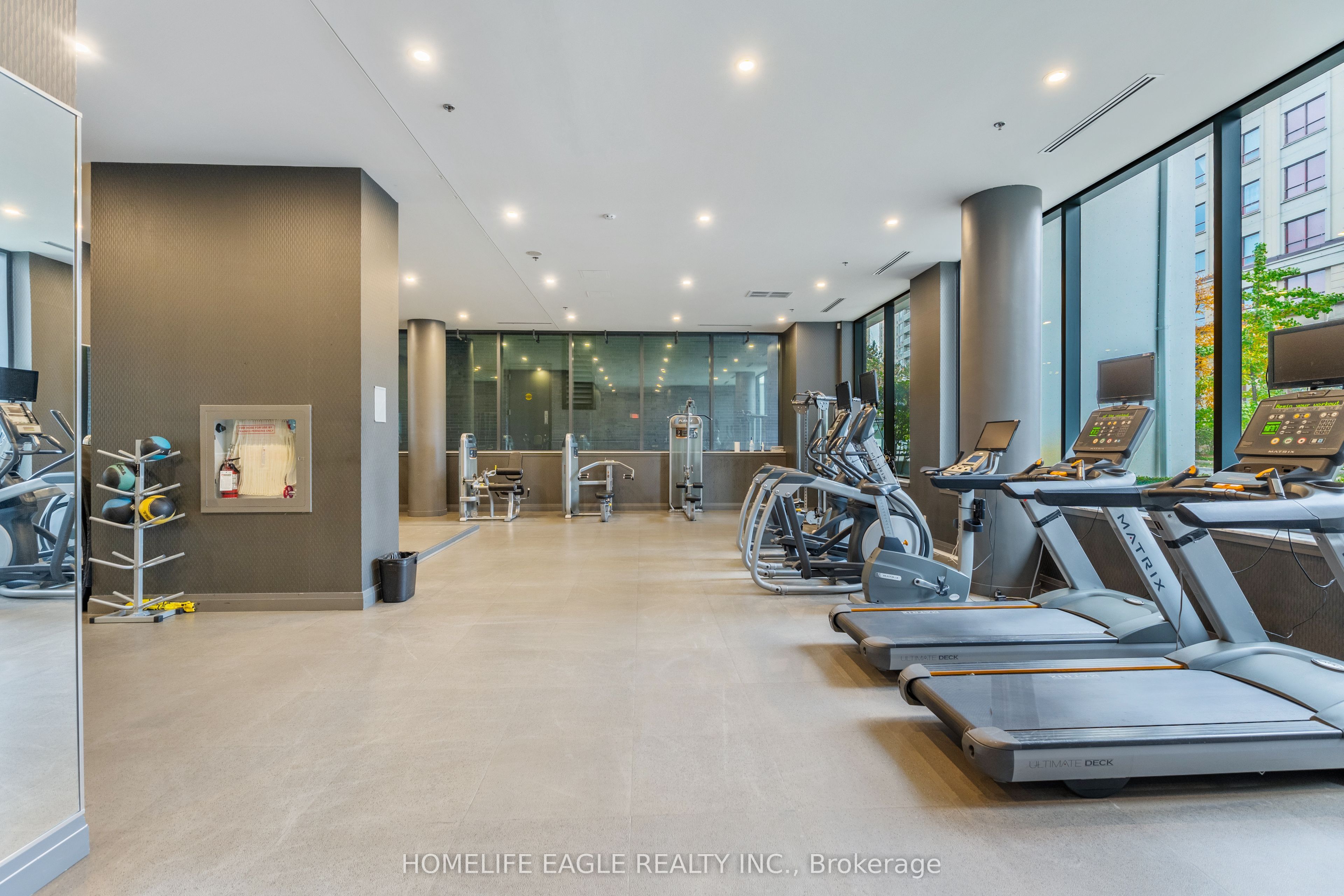 18 Rean Drive, #222
