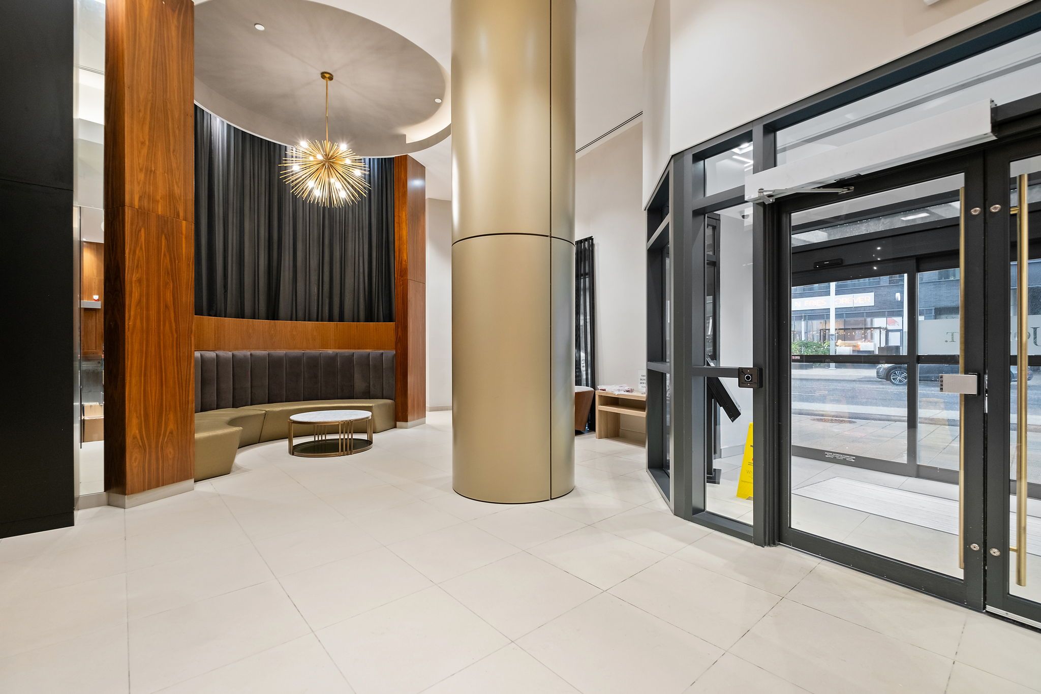 99 John Street 4504