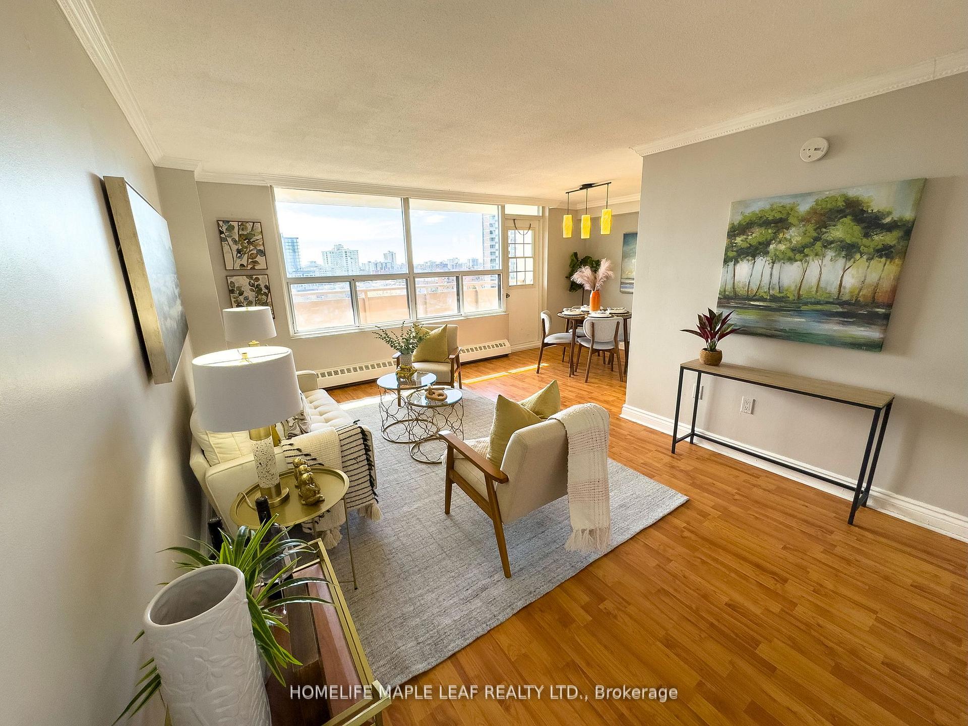3 Bedrooms Condo at 3120 Kirwin, Mississauga For sale