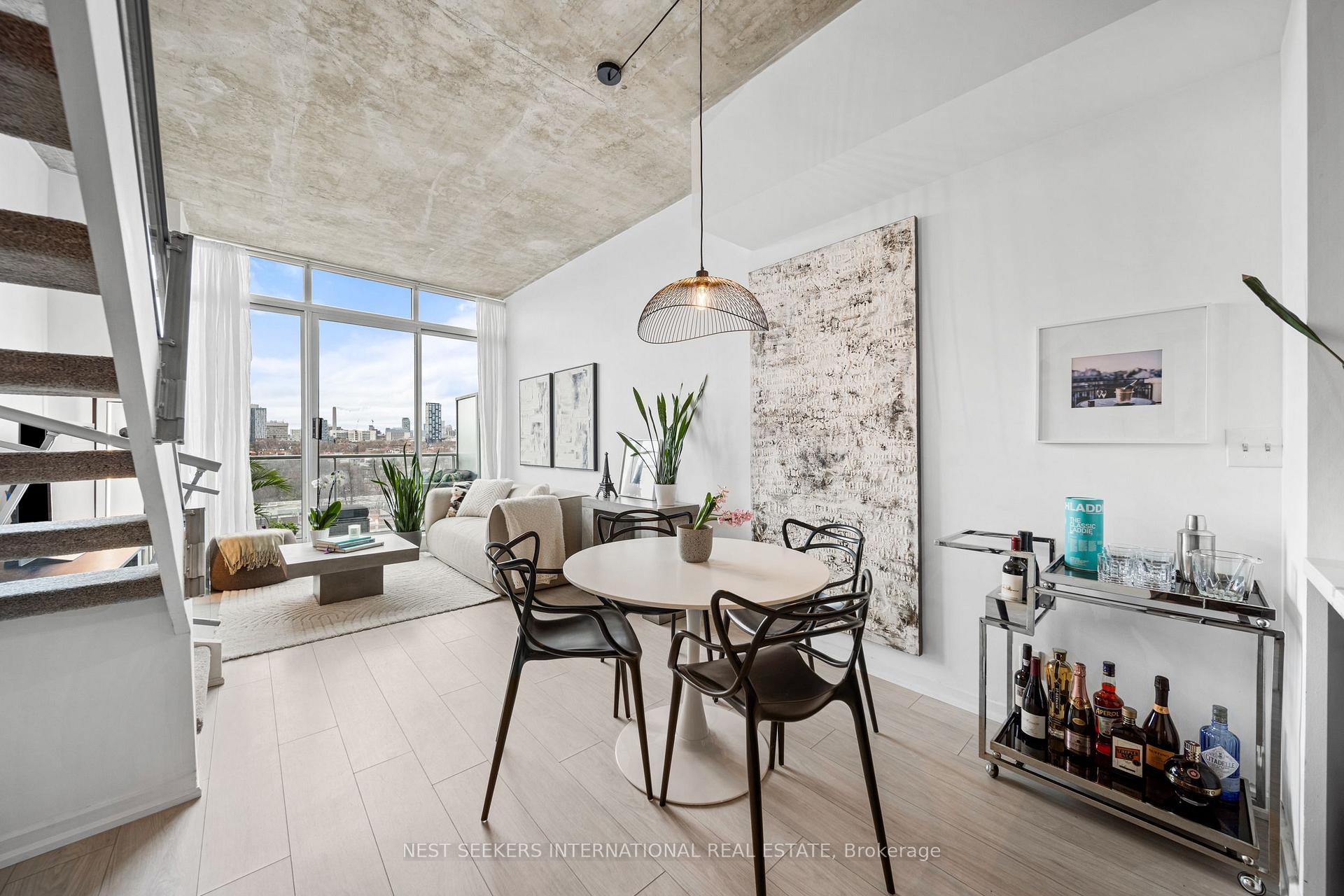 2 Bedrooms Condo at 388 Richmond, Toronto For sale