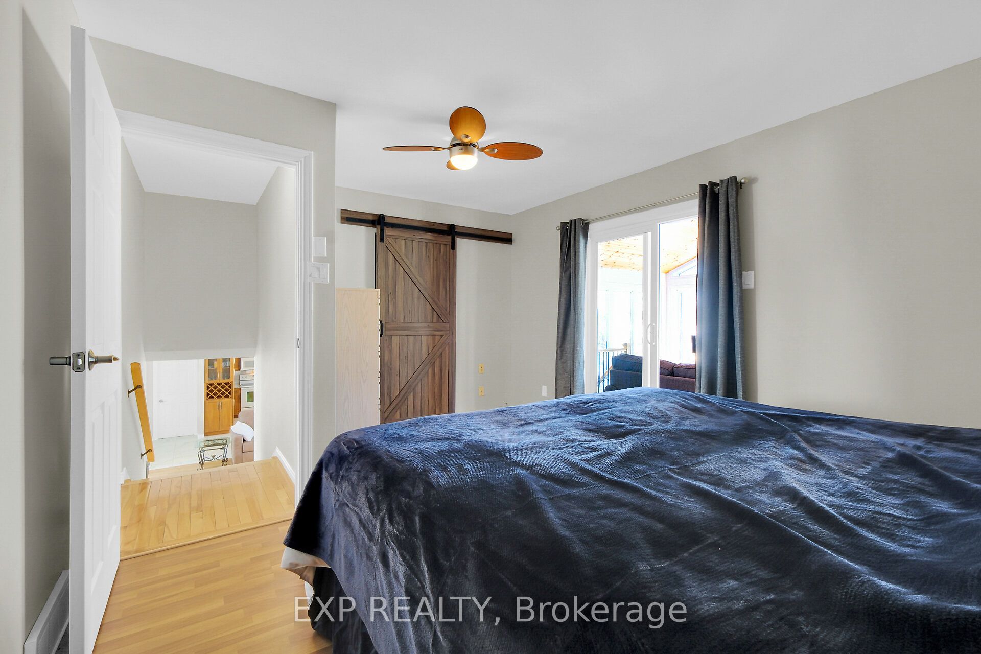 Listing picture