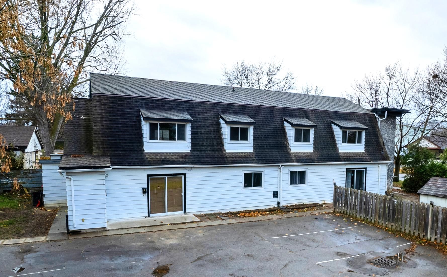 20 Mildred Avenue St. Catharines Ontario L2R 6H8