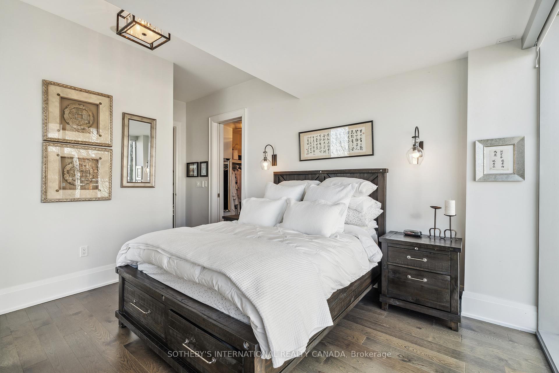 3 Bedrooms Condo at 39 Queens, Toronto For sale