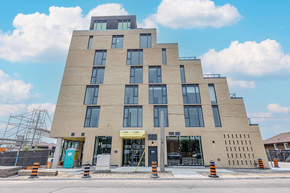 #304 - 6 Chartwell Road, Toronto, ON M8Z 4E8