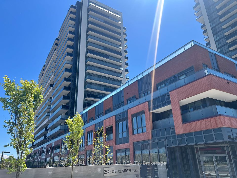 2425 Simcoe