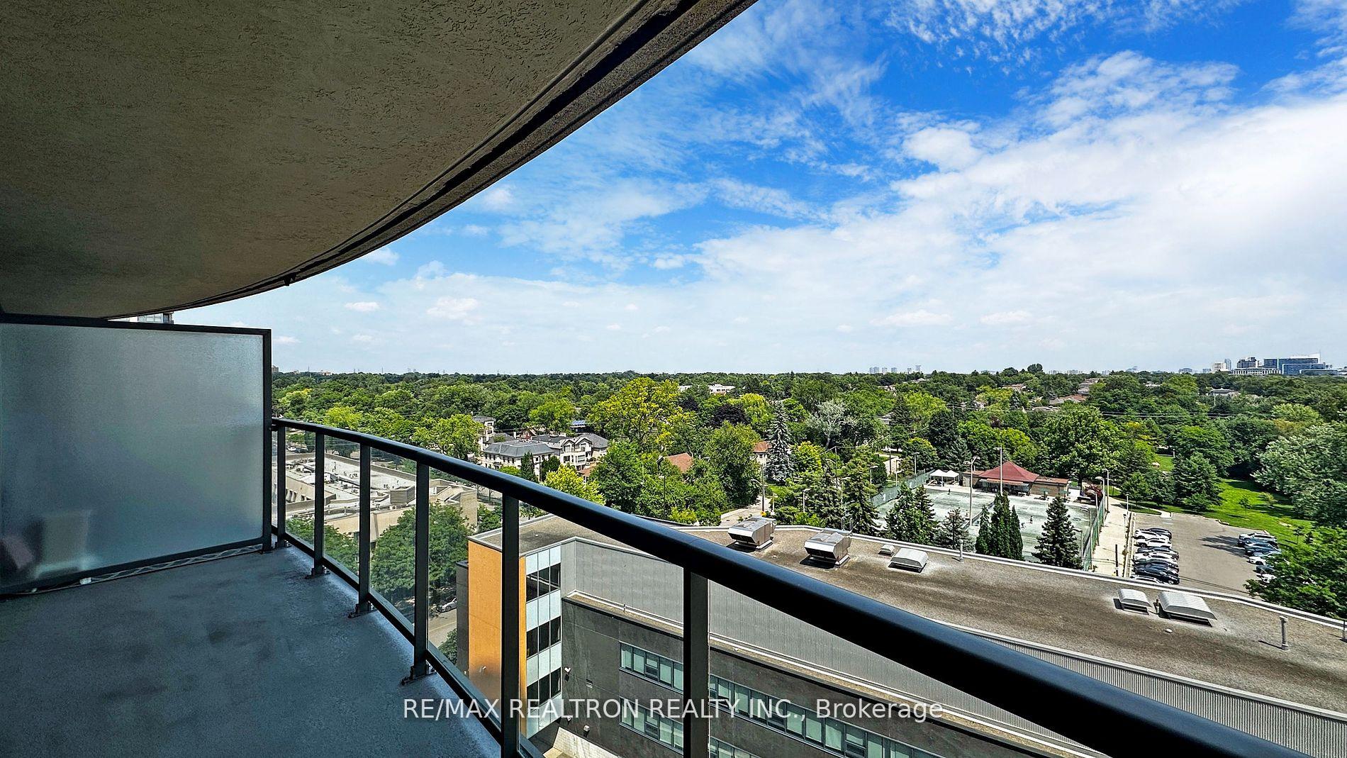 1 Bedroom Condo at 35 Hollywood, Toronto For sale
