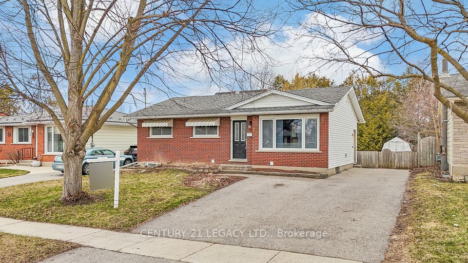72 Ferndale Avenue, Guelph, ON N1E 1B5