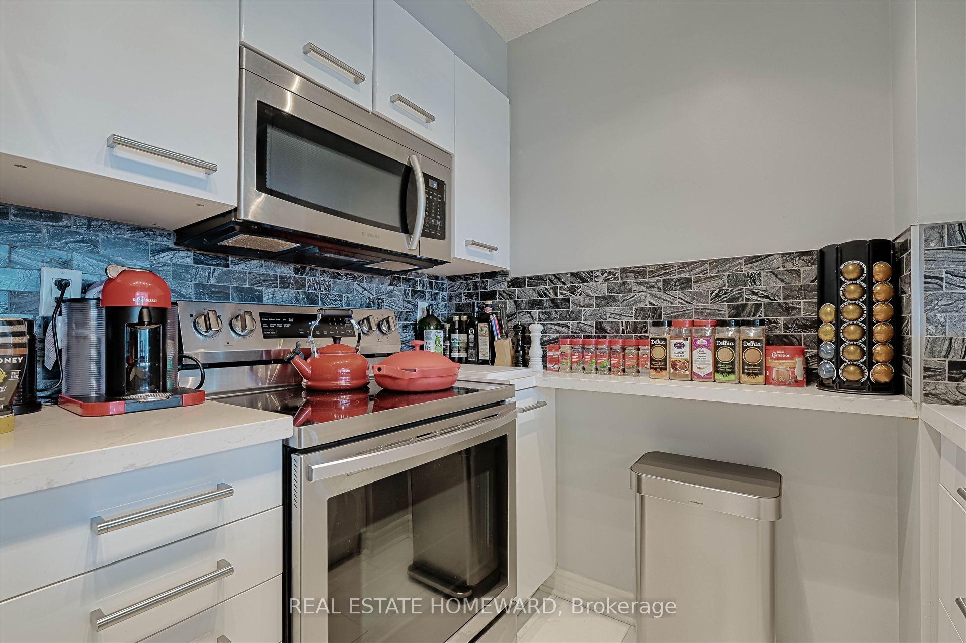3 Bedrooms Condo at 397 Front, Toronto For sale