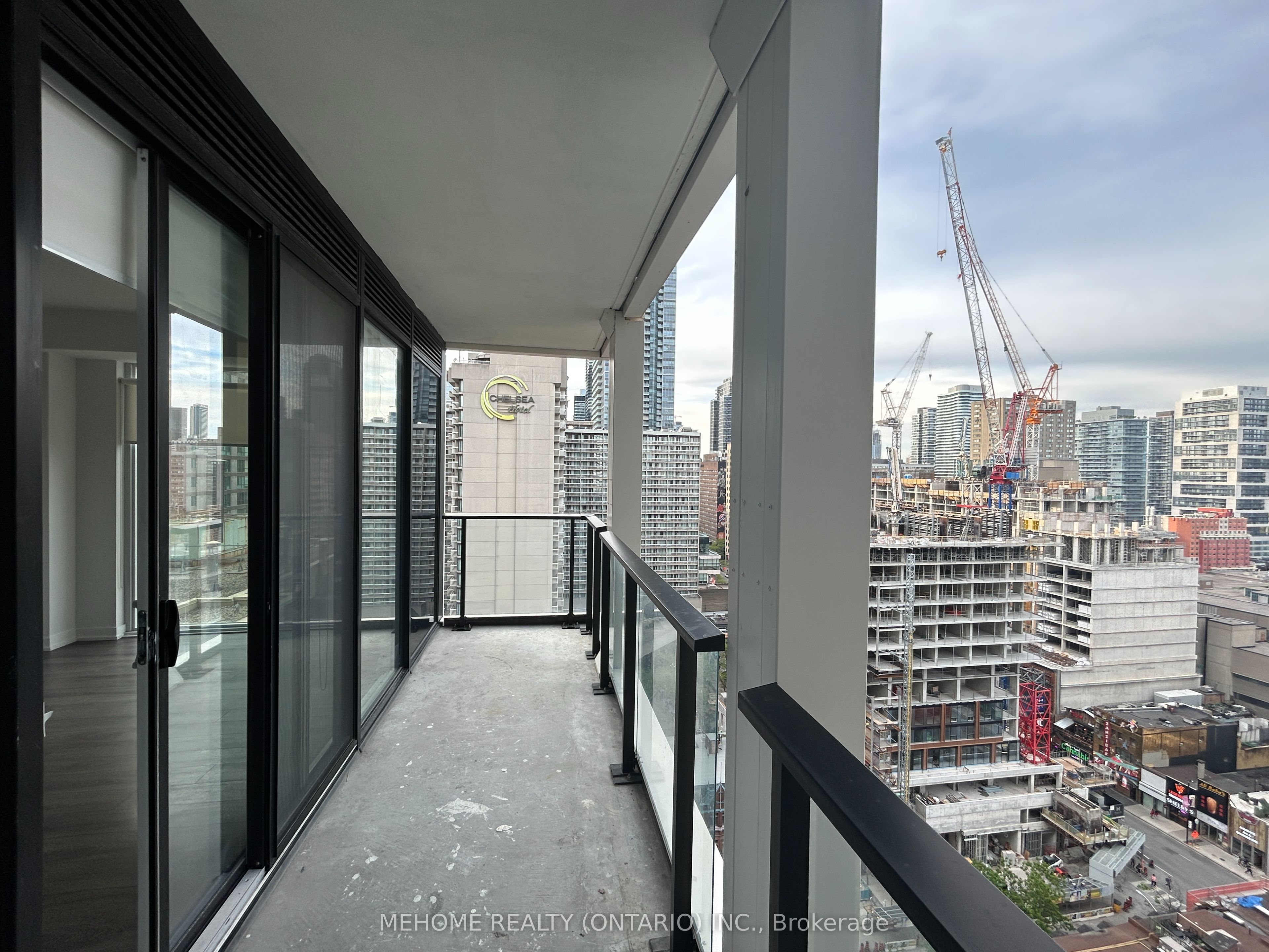 20 Edward Street, #1616