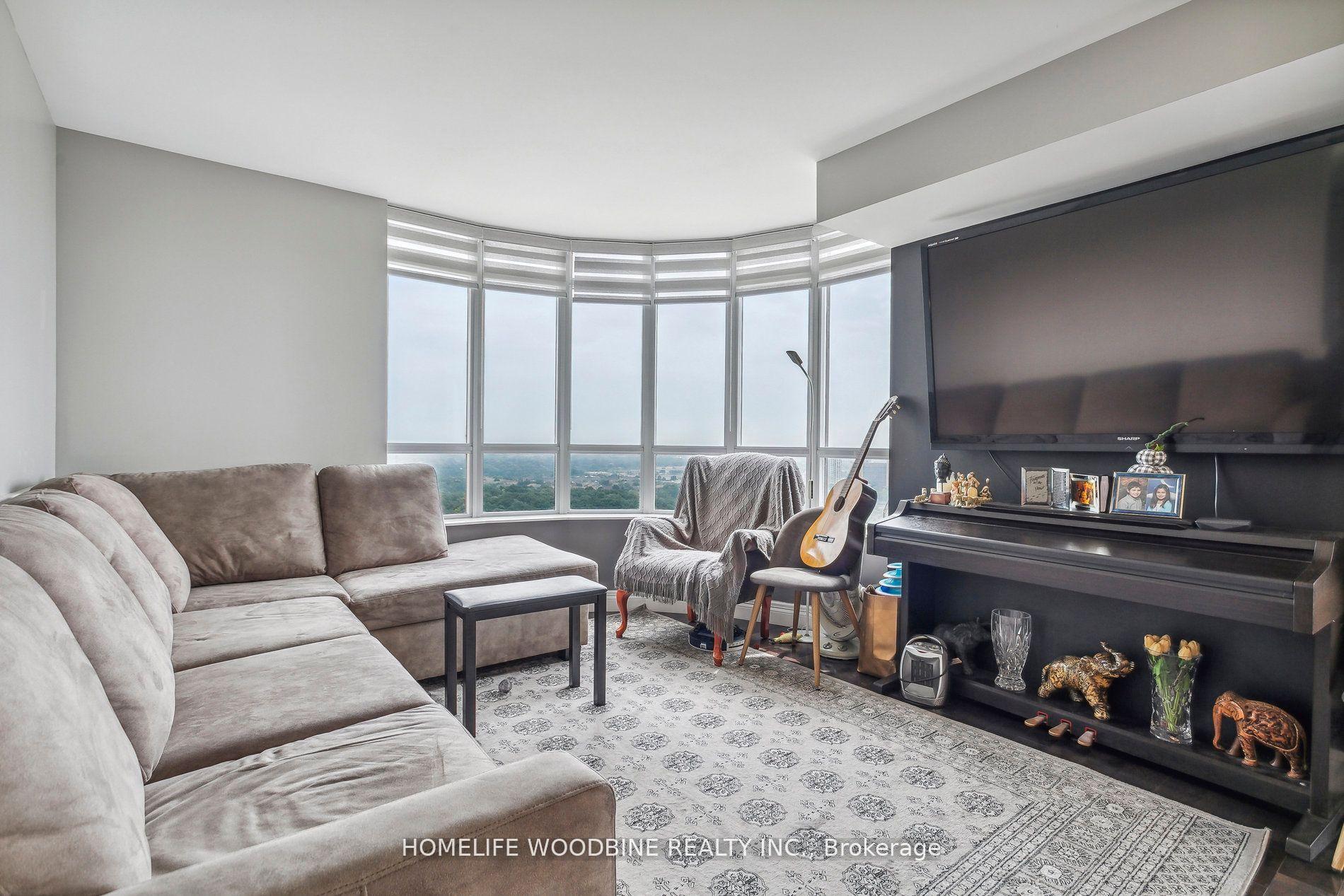 4 Bedrooms Condo at 700 Humberwood,  Toronto For sale