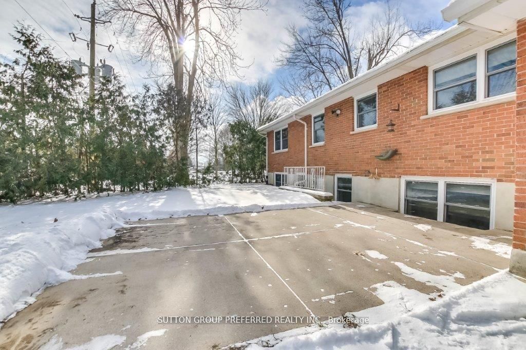 2408 Gideon Drive, Middlesex Centre Delaware Town