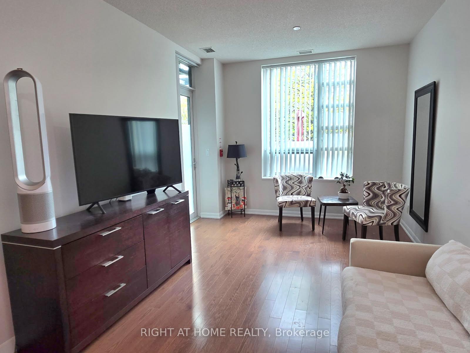 1 Bedroom Condo at 215 Sherway Gardens, Toronto For sale