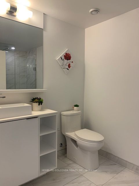 85 Wood Street, #2216