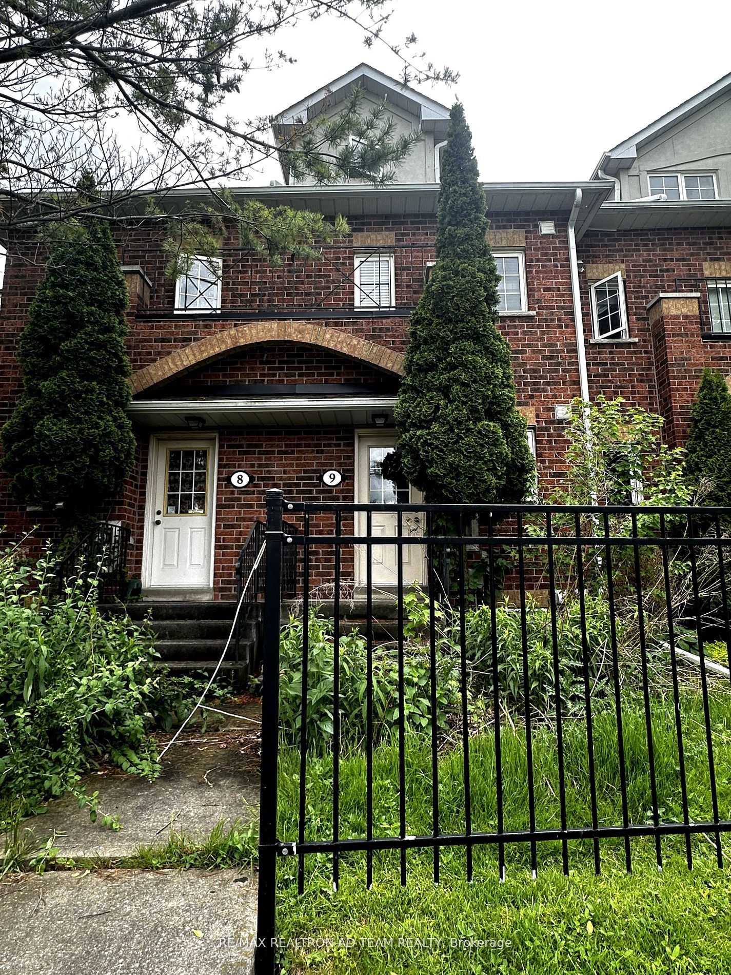2 Hedge End Road, #9