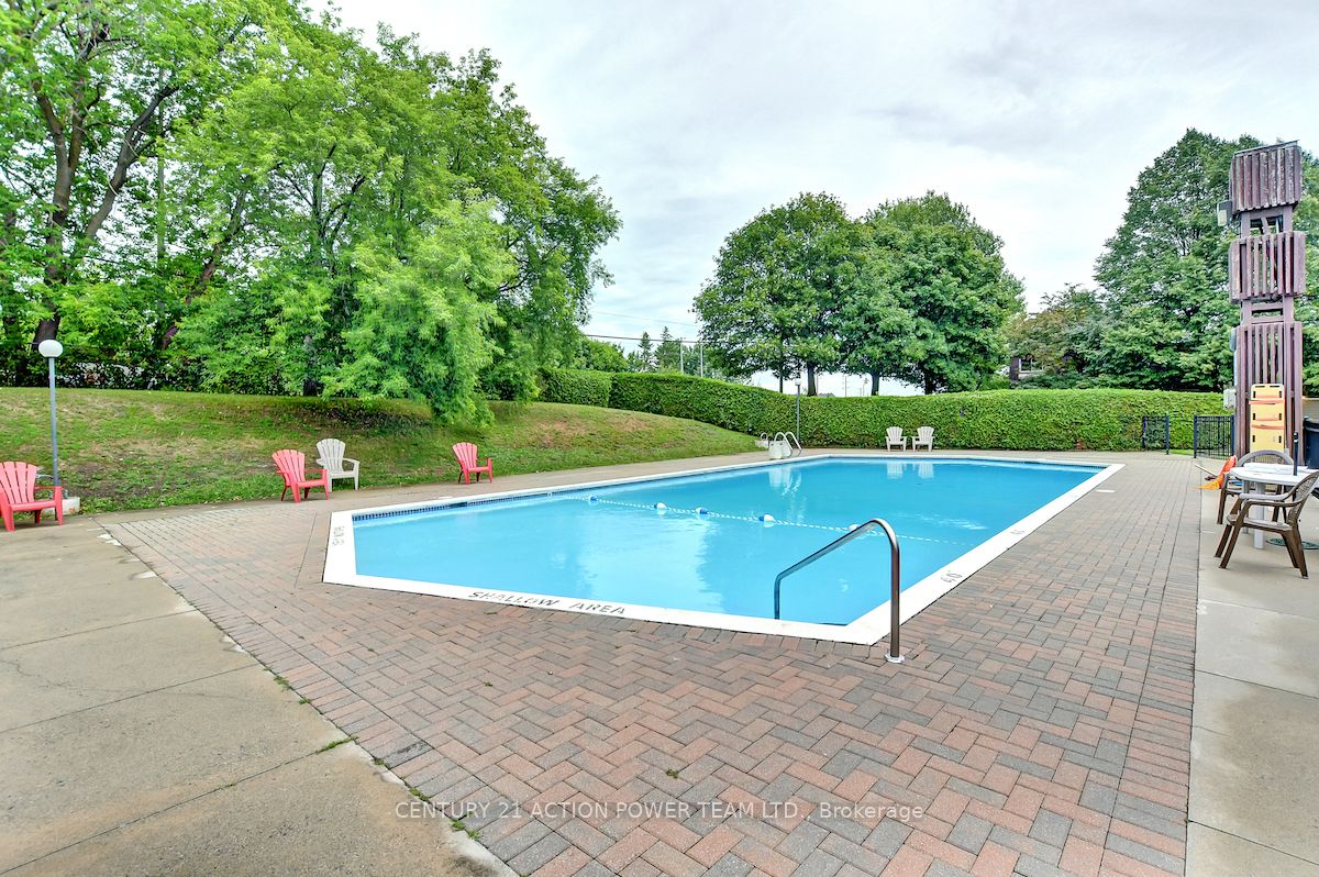 915 Elmsmere Road, #707