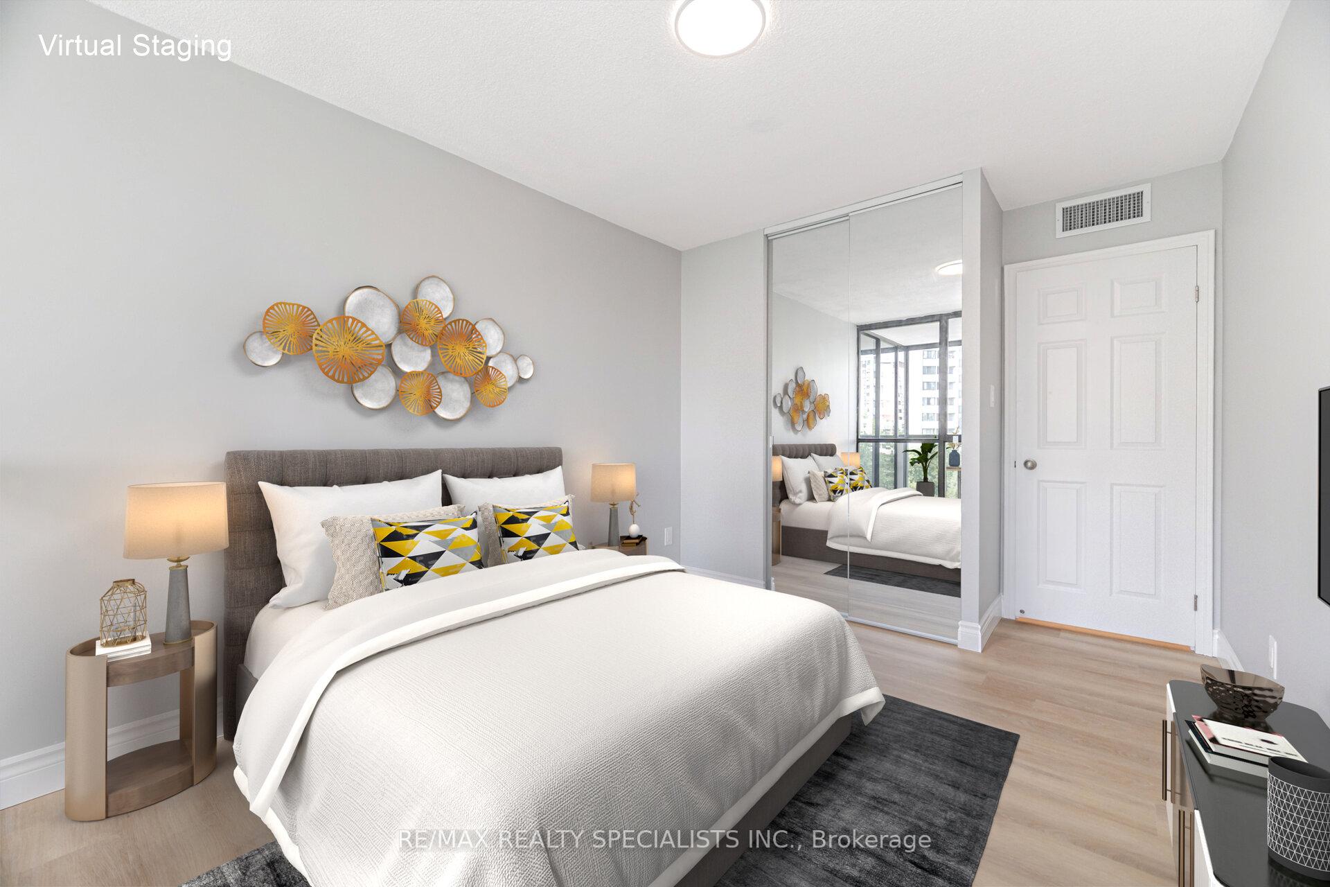 3 Bedrooms Condo at 1240 Marlborough, Oakville For sale