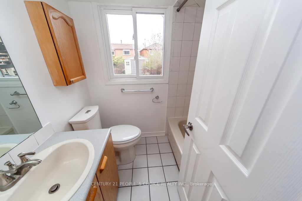 35 Fernbank Place