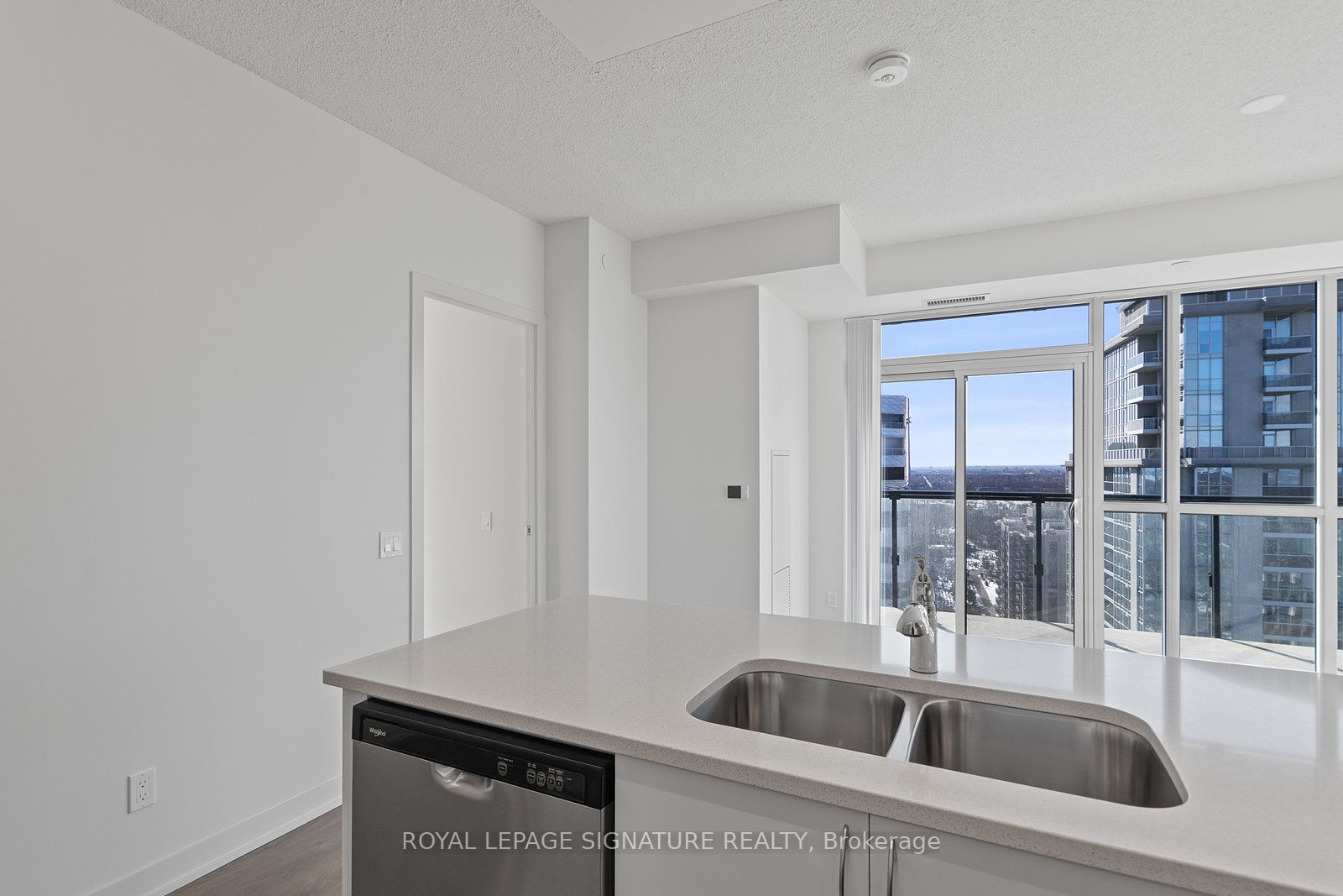 4955 Yonge Street, #3117