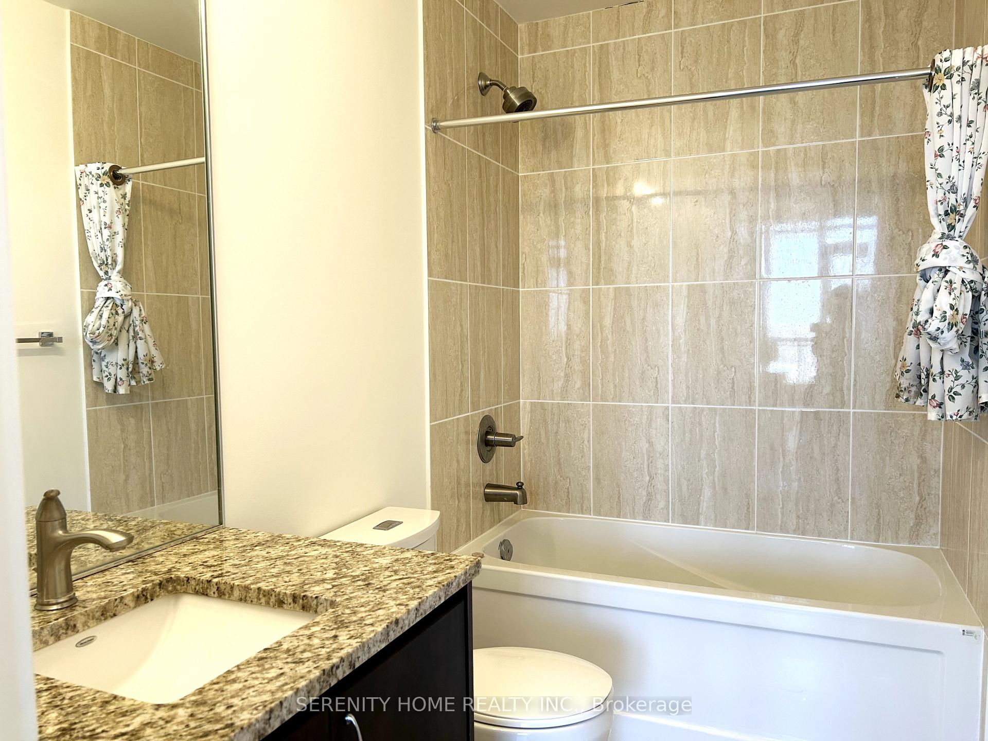 3 Bedrooms Condo at 85 The Donway,  Toronto For sale