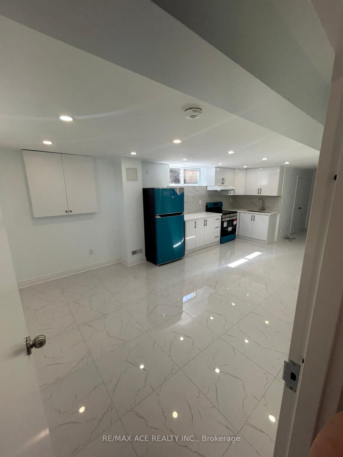 4 Annaree Drive, #BSMT