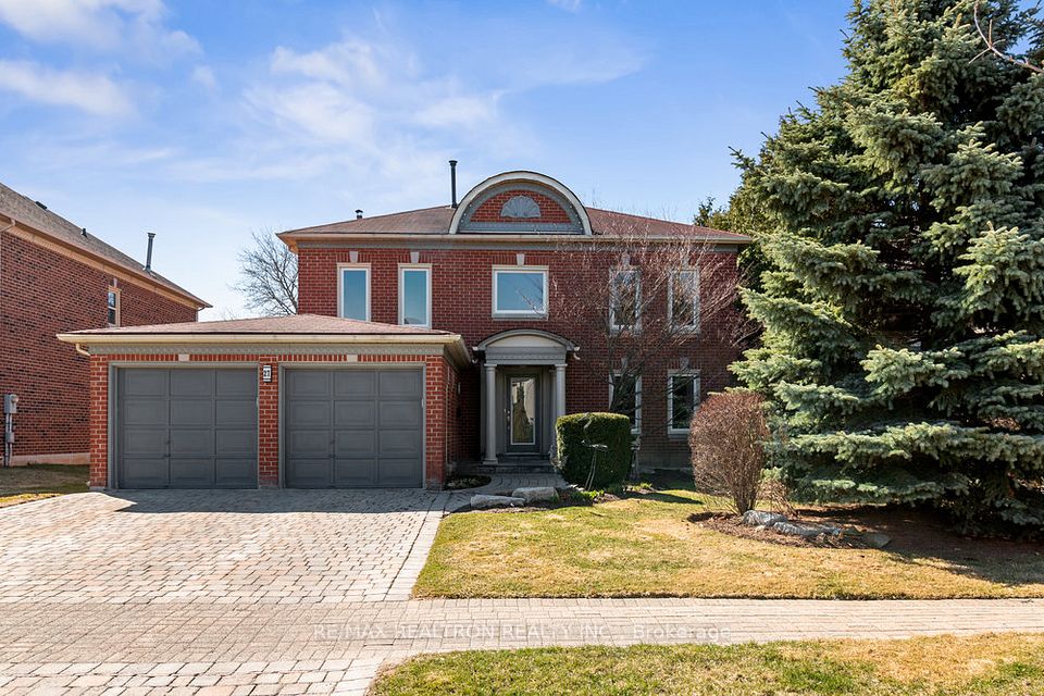 27 Ellsworth