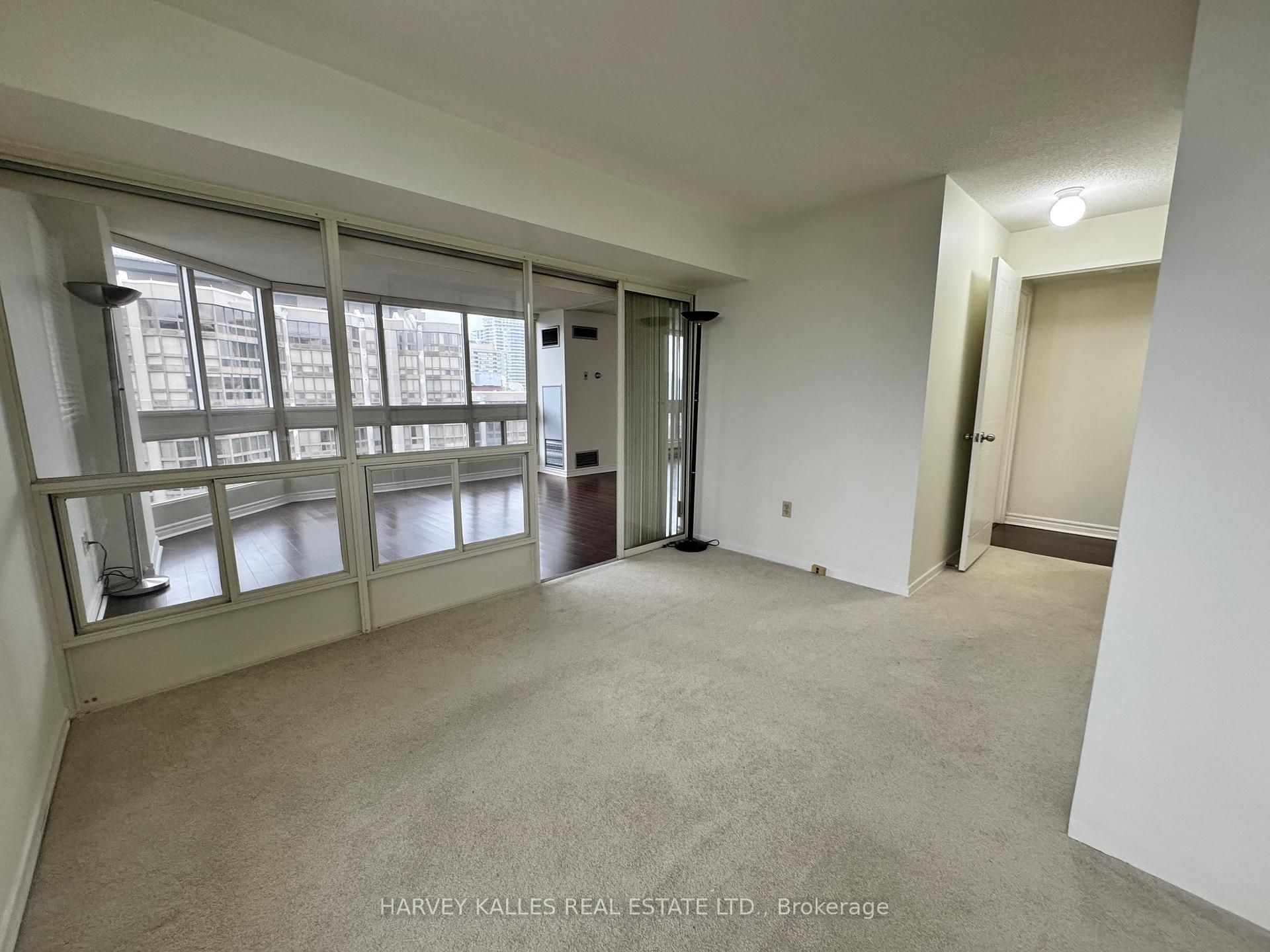 5 Kenneth Avenue 1706