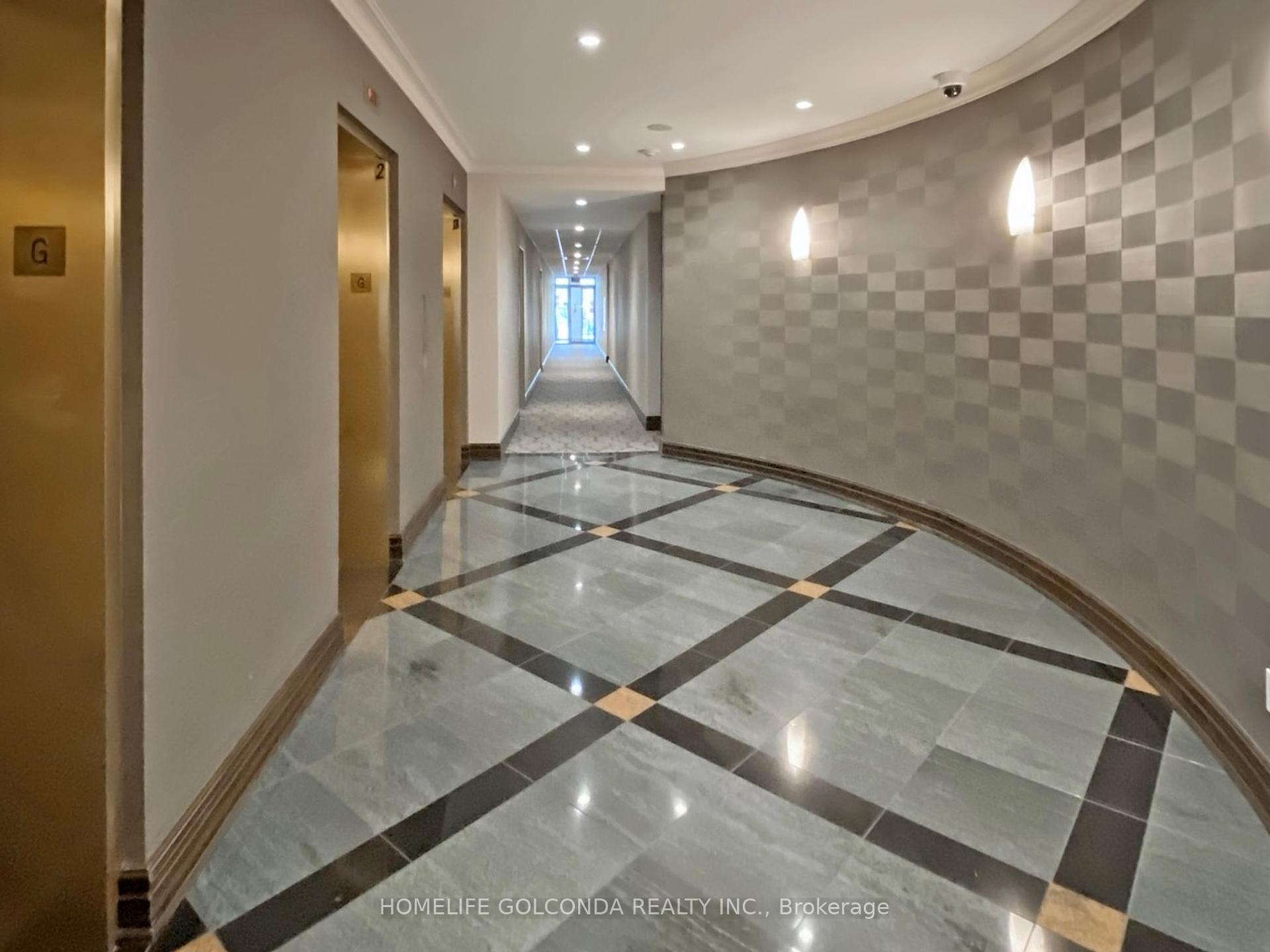 2 Bedrooms Condo at 28 Empress, Toronto For sale