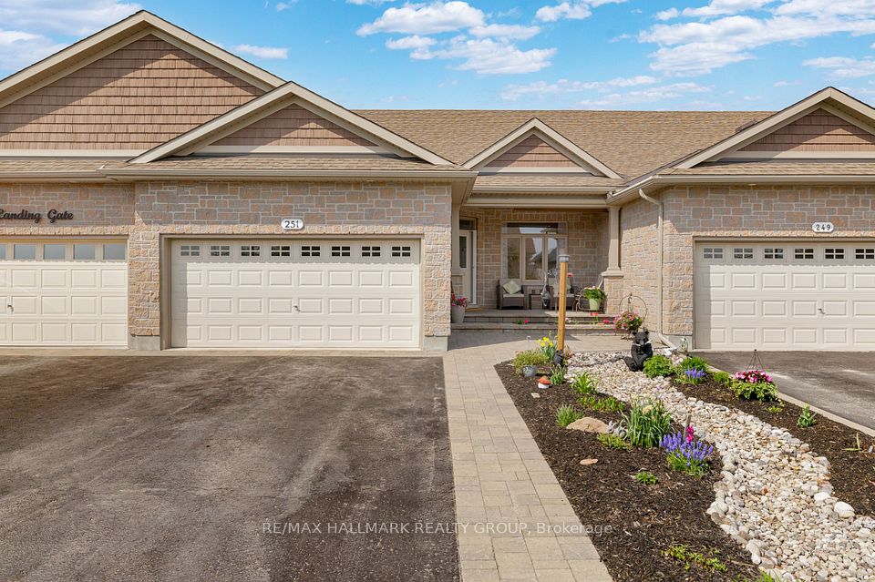 251 Royal Landing