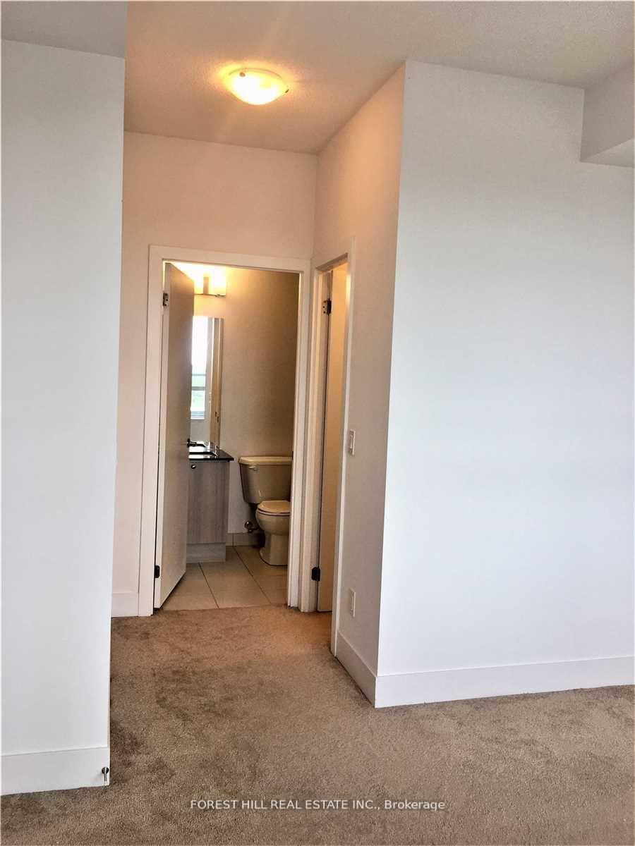 2 Bedrooms Condo at 7 Kenaston, Toronto For sale