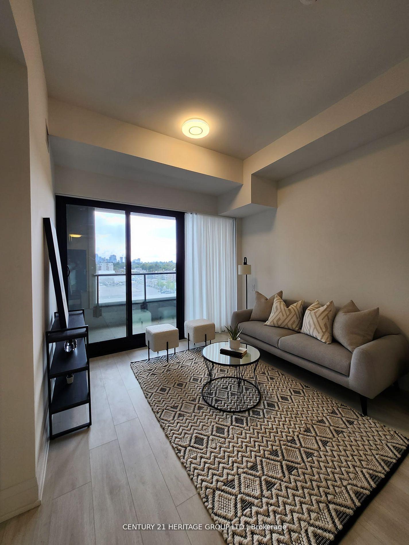 2 Bedrooms Condo at 33 Frederick Todd, Toronto For sale