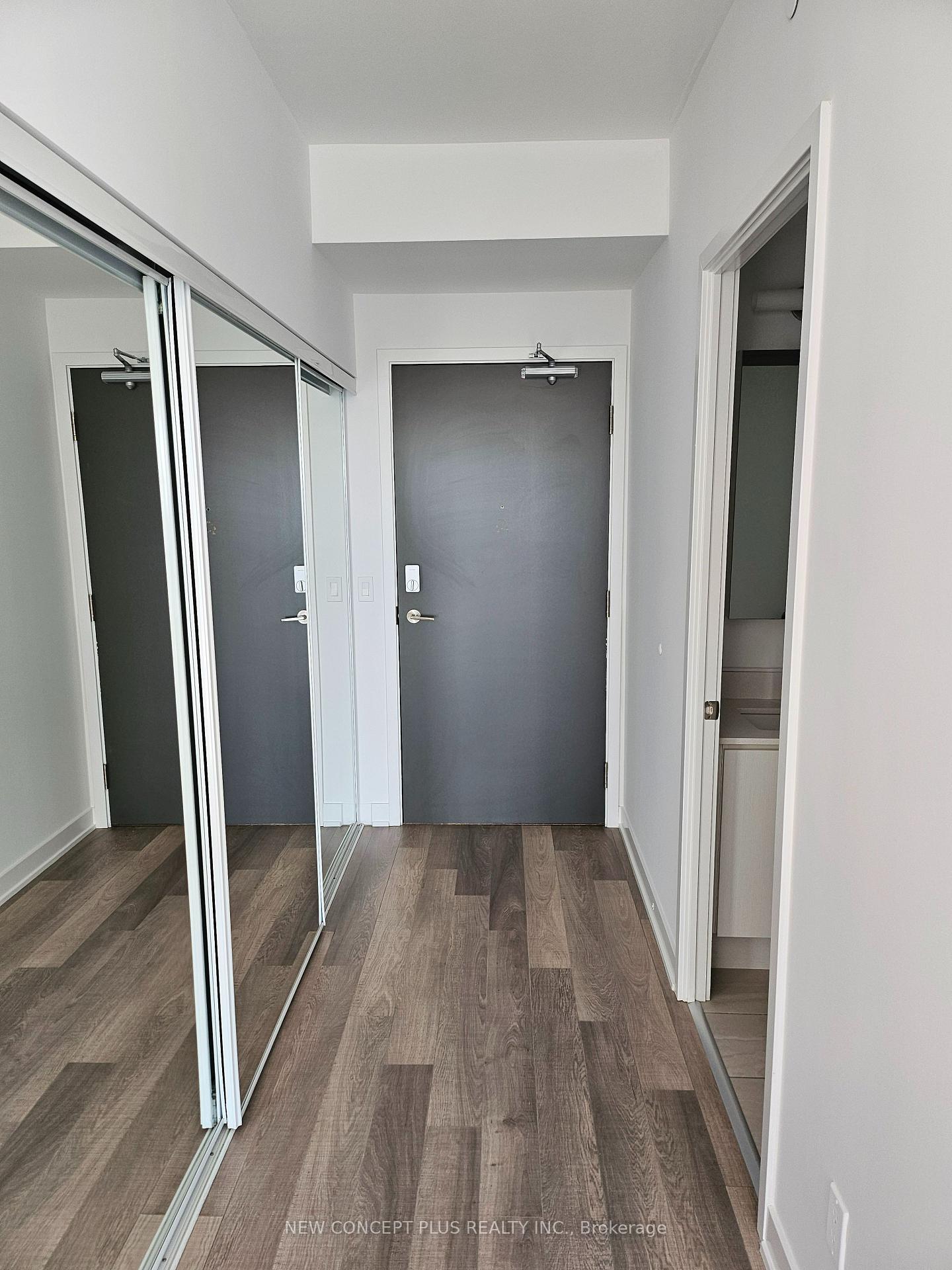 2 Bedrooms Condo at 5180 Yonge, Toronto For sale
