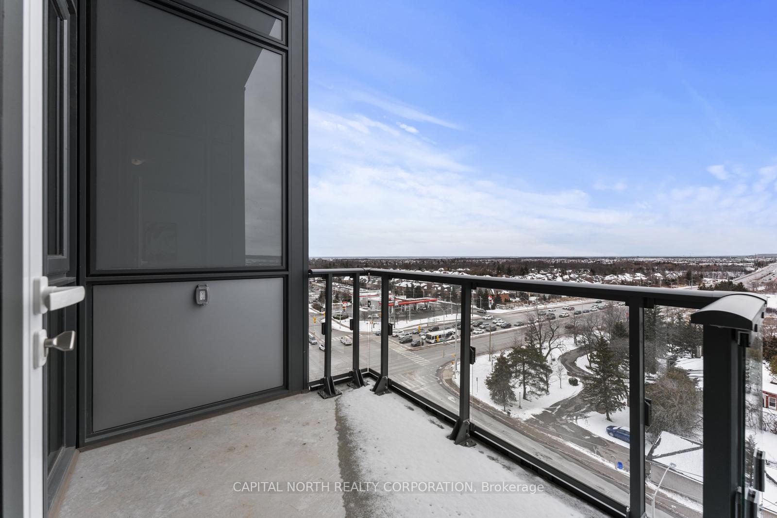 3 Bedrooms Condo at 509 Dundas,  Oakville For sale