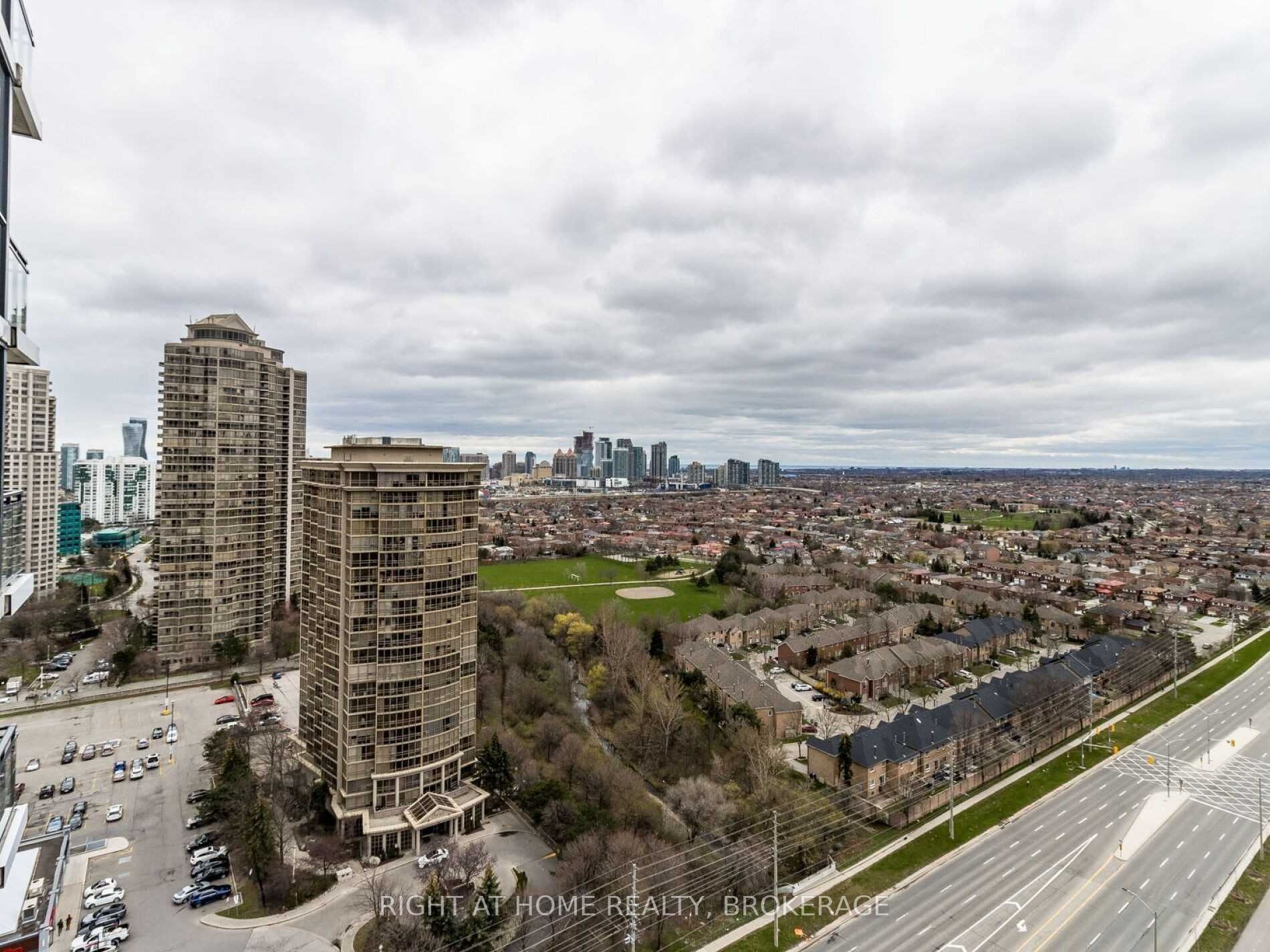 75 Eglinton Ave W Avenue, #1705