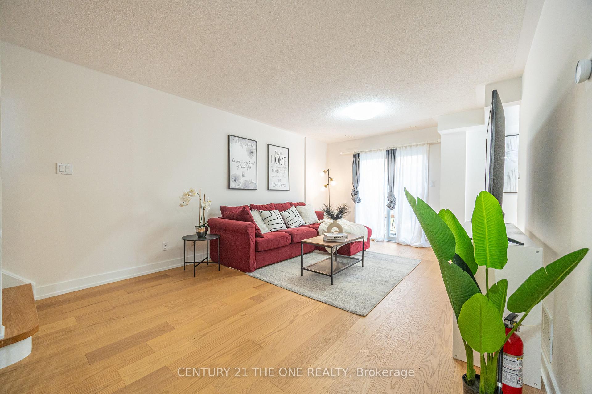 4 Bedrooms Condo at 28 Rosebank, Toronto For sale
