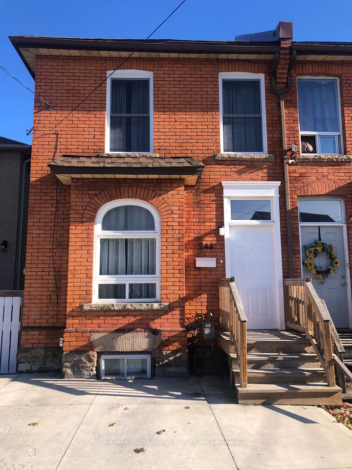 346 Hughson