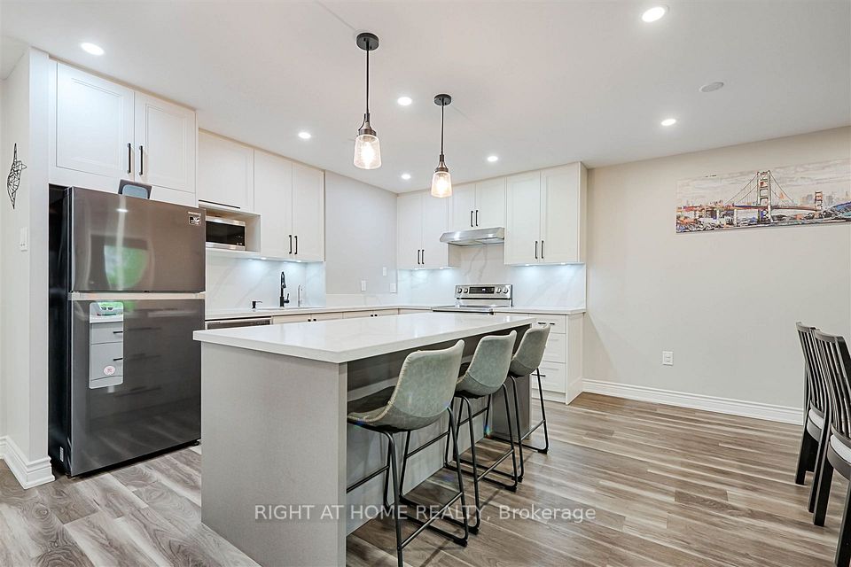 4005 Don Mills