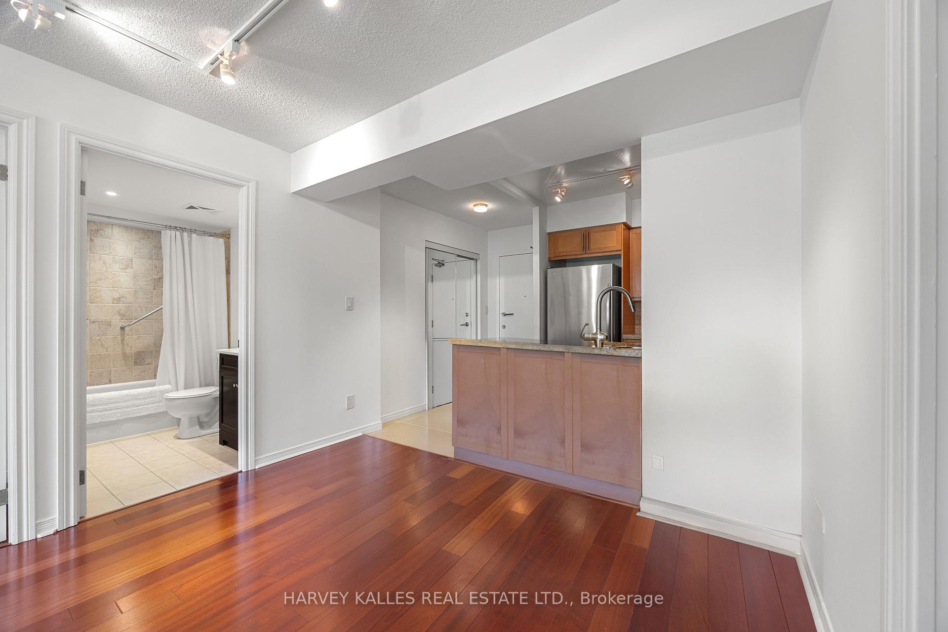 260 Merton Street 601