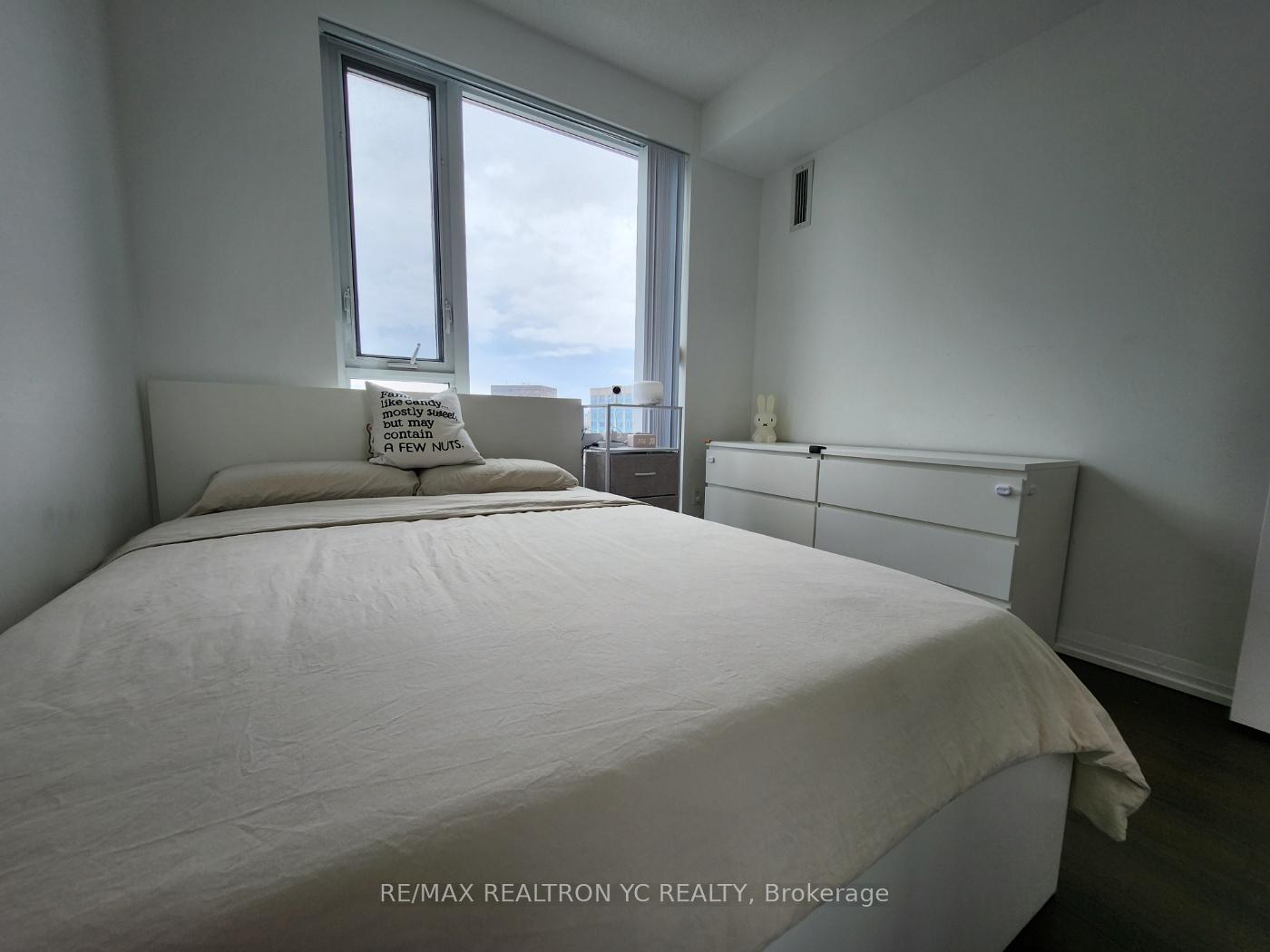 2 Bedrooms Condo at 55 Ann O’reilly,  Toronto For sale