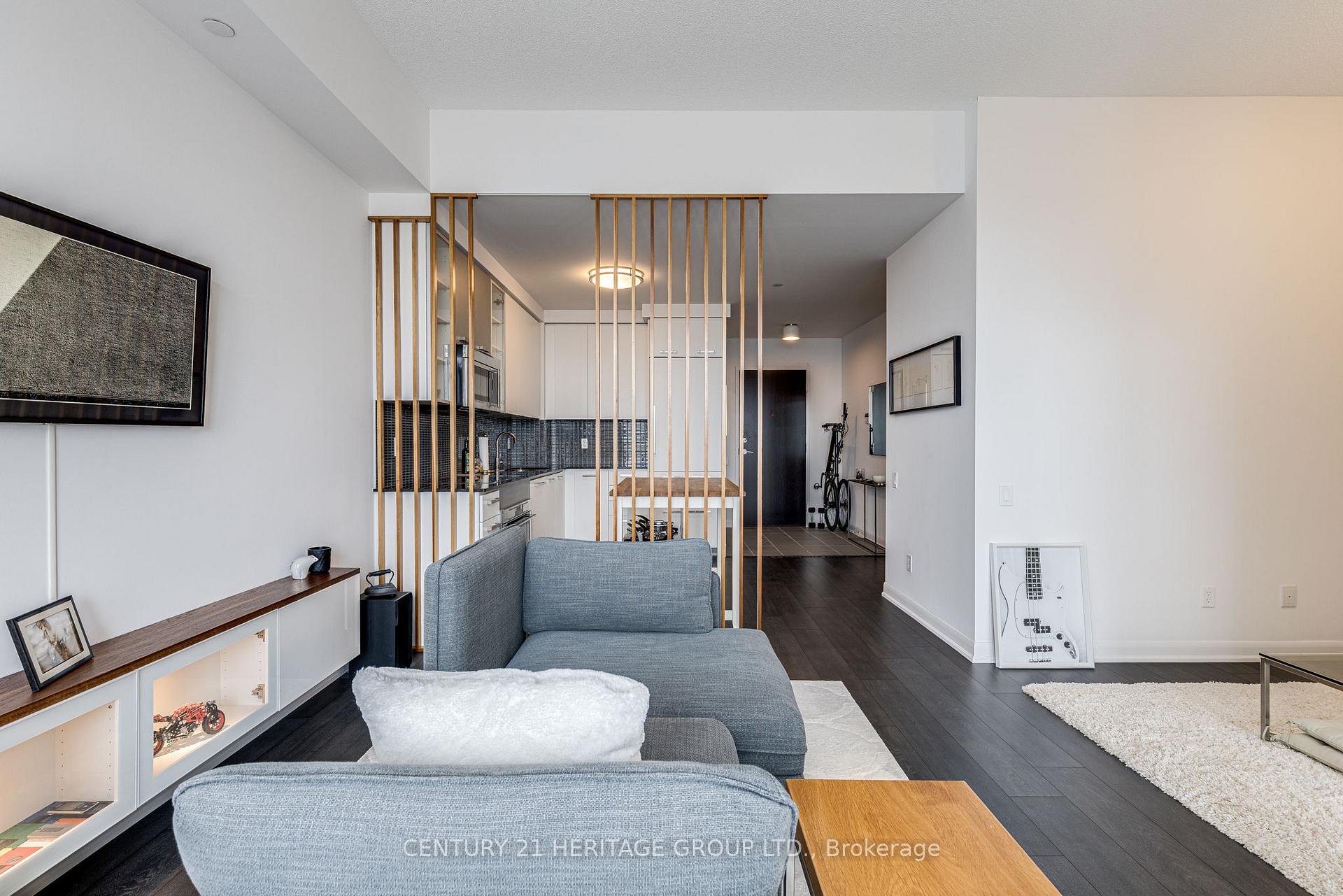 2 Bedrooms Condo at 5168 Yonge, Toronto For sale