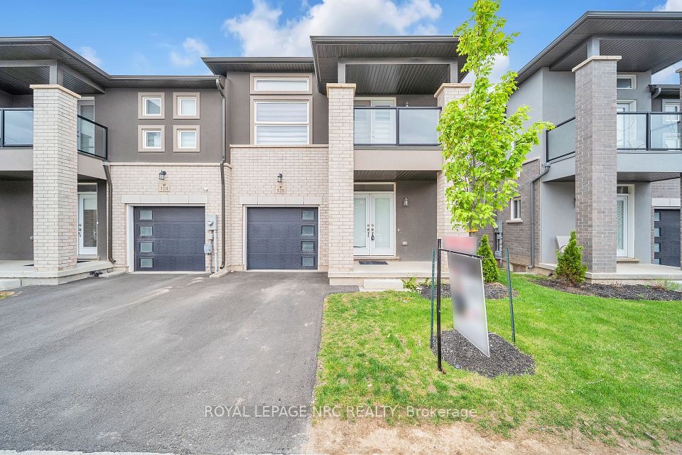 120 Renfrew Trail